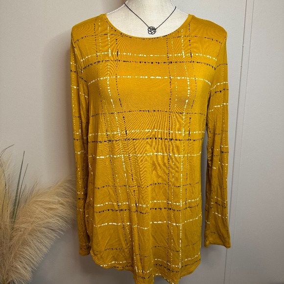 **SOLD** Mustard/black light plaid - Picture 1 of 5